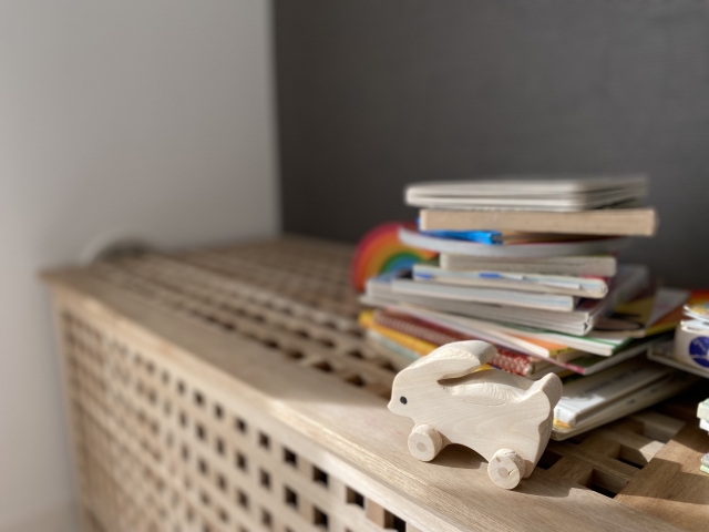 おもちゃと絵本